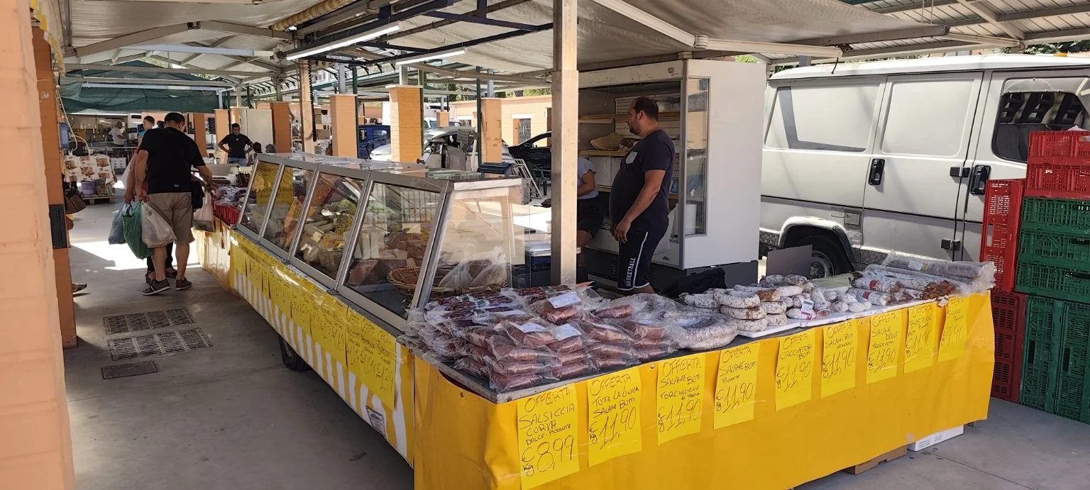 Banco della Salumeria del Popolo Rocco
